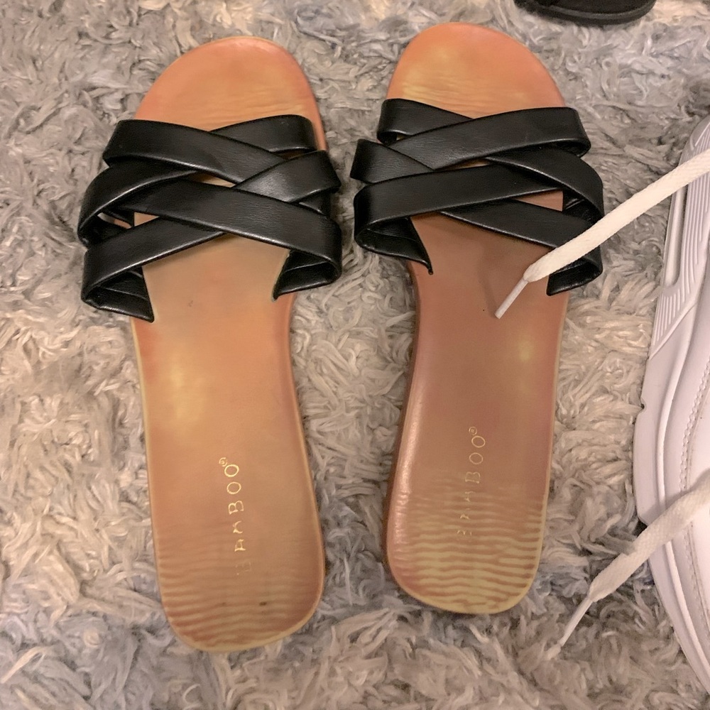 womens sandals size 8